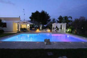 Villa Luisa villa con piscina e Vasca Idromassaggio vicino Otranto Carpignano Salentino